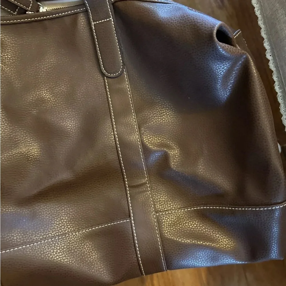 Barrington Brown Vegan Leather Men's Captains Duffle Bag EUC!!